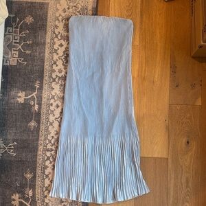 Abercrombie & Fitch Giselle Pleat Release